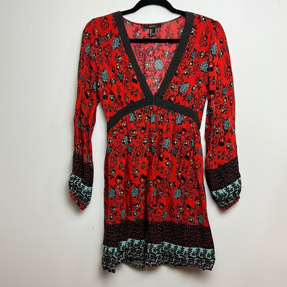 Forever 21 tunic dress size S floral red dress